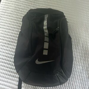 nike sports backpack